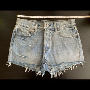 Levi’s 501 midrise shorts